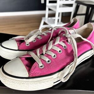 Pink Converse